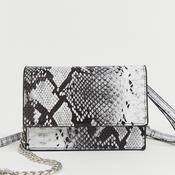 FAUX SNAKE CROSSBODY BAG PIECES - Picture 2 of 11